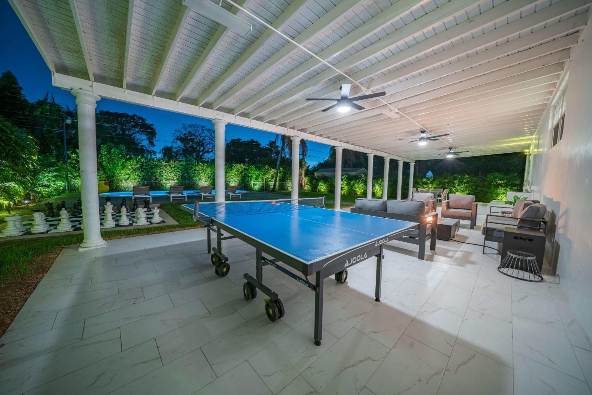 Willa New Tropical Oasis Retreat In Miami Zewnętrze zdjęcie